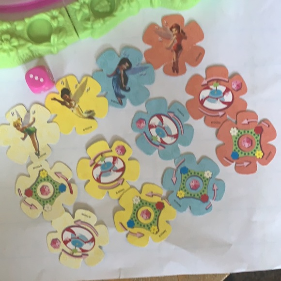 Ravensburger Disney Fairies Magical Flower Garden Game 5+ - Picture 7 of 16